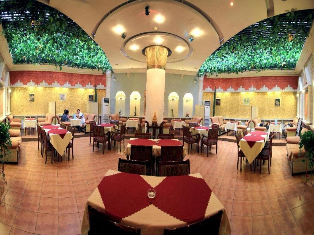 Lanzhou Hualian Hotel Extérieur photo